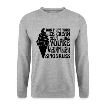 Don't Let Your Ice Cream Fast Food Ice Cream Lover - Unisex Pullover - Weißgrau meliert - Vorne - Alina (178cm) & Michal (187cm)