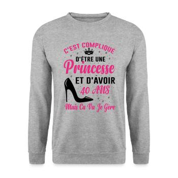 Princesse 40 Ans Idée Cadeau Anniversaire Amour - Sweat-shirt Unisexe - gris chiné - Devant - Alina (178cm) & Michal (187cm)