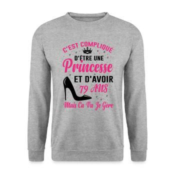 Princesse 79 Ans Idée Cadeau Anniversaire Amour - Sweat-shirt Unisexe - gris chiné - Devant - Alina (178cm) & Michal (187cm)