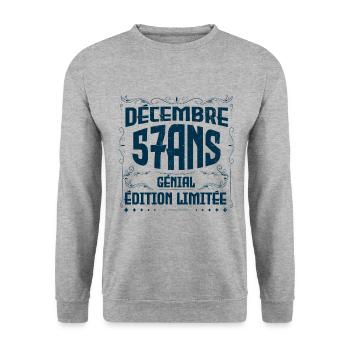 DÉCEMBRE 47 Ans | Édition limitée - Sweat-shirt Unisexe - gris chiné - Devant - Alina (178cm) & Michal (187cm)