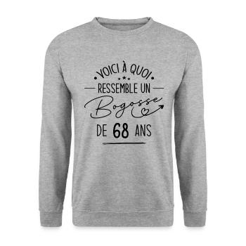 Bogosse 68 ans Cadeau Humour Anniversaire 68 ans - Sweat-shirt Unisexe - gris chiné - Devant - Alina (178cm) & Michal (187cm)