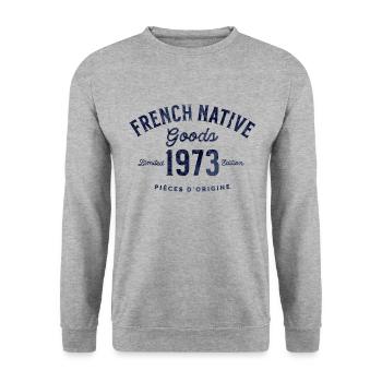 French native Goods 1973 - Sweat-shirt Unisexe - gris chiné - Devant - Alina (178cm) & Michal (187cm)