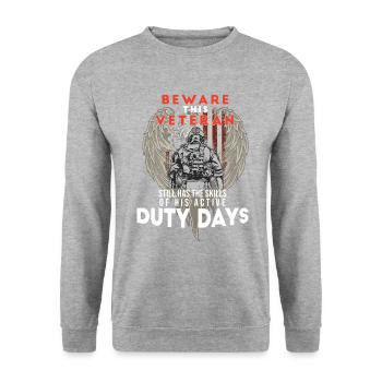 veteran - Unisex Sweatshirt - salt & pepper - Front - Alina (178cm) & Michal (187cm)