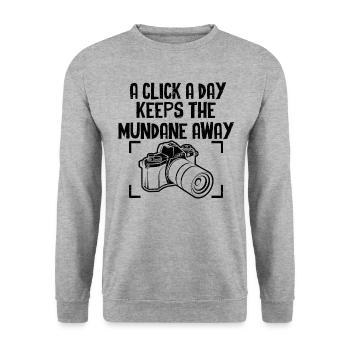 Click Capture Slay - Funny Photography - Unisex Sweatshirt - salt & pepper - Front - Alina (178cm) & Michal (187cm)