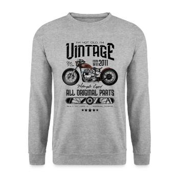 Vintage Motorrad Biker Motorrad Geburtstag 2011 - Unisex Pullover - Weißgrau meliert - Vorne - Alina (178cm) & Michal (187cm)