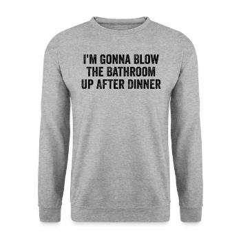Ich werde das Badezimmer nach dem Abendessen in die Luft jagen | Komisch - Unisex Pullover - Weißgrau meliert - Vorne - Alina (178cm) & Michal (187cm)