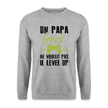 Un papa geek ne vieillit pas il level up - Sweat-shirt Unisexe - gris chiné - Devant - Alina (178cm) & Michal (187cm)