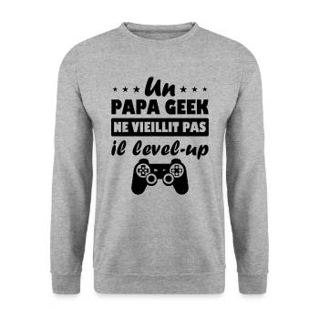 Un papa geek ne vieillit pas il level up - Sweat-shirt Unisexe - gris chiné - Devant - Alina (178cm) & Michal (187cm)