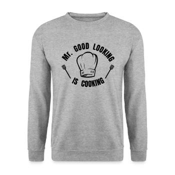 Mr. good looking is cooking - Koch kochen Küche - Unisex Sweatshirt - salt & pepper - Front - Alina (178cm) & Michal (187cm)