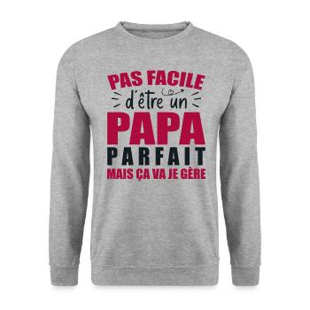 Es ist nicht einfach, ein perfekter Vater zu sein - Humor Papa - Unisex Pullover - Weißgrau meliert - Vorne - Alina (178cm) & Michal (187cm)