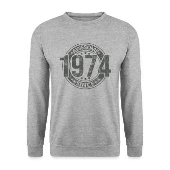 Awesome Since Jahrgang 1974 Retro Geburtstag - Unisex Pullover - Weißgrau meliert - Vorne - Alina (178cm) & Michal (187cm)