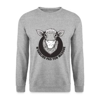 Sheep Anti Mask Humor Coronavirus Funny Gift - Unisex Sweatshirt - salt & pepper - Front - Alina (178cm) & Michal (187cm)