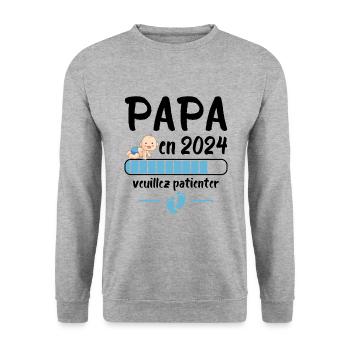 Cadeau Papa Annonce Grossesse Futur Père 2024 - Sweat-shirt Unisexe - gris chiné - Devant - Alina (178cm) & Michal (187cm)