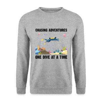 Diving Adventure Divers Sea Ocean - Unisex Sweatshirt - salt & pepper - Front - Alina (178cm) & Michal (187cm)