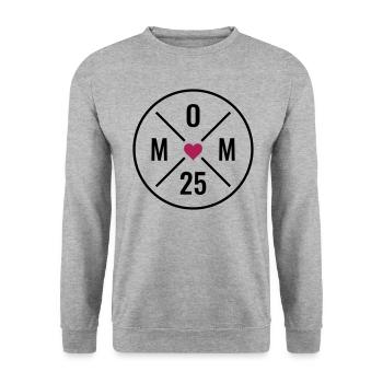 Mom 25 Baby Mutter Muttertag Geschenk Mama 2025 - Unisex Pullover - Weißgrau meliert - Vorne - Alina (178cm) & Michal (187cm)