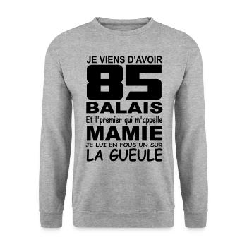 85 ans / anniversaire 85 ans / cadeau 85 ans - Sweat-shirt Unisexe - gris chiné - Devant - Alina (178cm) & Michal (187cm)