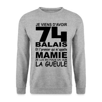 74 ans / anniversaire 74 ans / cadeau 74 ans - Sweat-shirt Unisexe - gris chiné - Devant - Alina (178cm) & Michal (187cm)