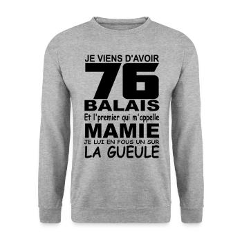 76 ans / anniversaire 76 ans / cadeau 76 ans - Sweat-shirt Unisexe - gris chiné - Devant - Alina (178cm) & Michal (187cm)