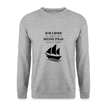 Ich liebe es wenn mich meine Frau Segeln lässt - Unisex Pullover - Weißgrau meliert - Vorne - Alina (178cm) & Michal (187cm)