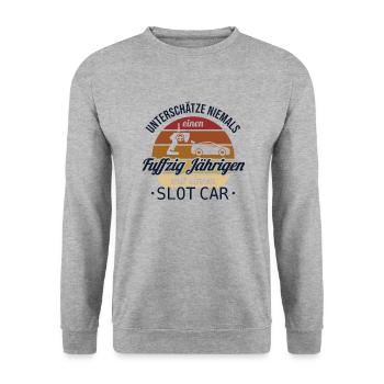 Fuffzig Jähriger mit Slot Car Slotcar Minicar 50. - Unisex Pullover - Weißgrau meliert - Vorne - Alina (178cm) & Michal (187cm)