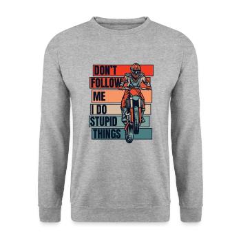Folge mir nicht, ich mache dumme Sachen, Rennfahrer - Unisex Pullover - Weißgrau meliert - Vorne - Alina (178cm) & Michal (187cm)