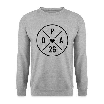 Opa 2026 - Herz - Baby Ankündigung - Opa 26 - Unisex Pullover - Weißgrau meliert - Vorne - Alina (178cm) & Michal (187cm)