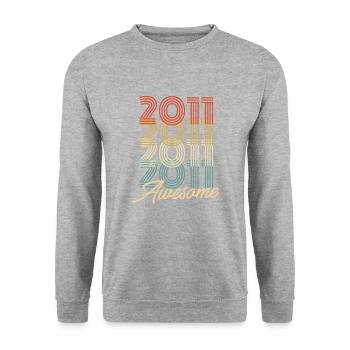 Lustiger Geburtstag Awesome 2011 - Unisex Pullover - Weißgrau meliert - Vorne - Alina (178cm) & Michal (187cm)