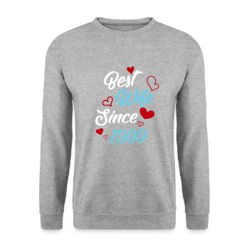 Jubiläum Trauerbeste Ehefrau seit 1999 Hochzeit - Unisex Pullover - Weißgrau meliert - Vorne - Alina (178cm) & Michal (187cm)