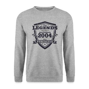 20th Birthday Original Legend 2004 Vintage 2004 - Unisex Sweatshirt - salt & pepper - Front - Alina (178cm) & Michal (187cm)