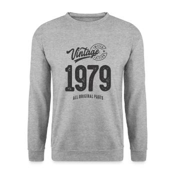 Vintage 1979 - 44th Birthday Classic Born 1979 - Unisex Sweatshirt - salt & pepper - Front - Alina (178cm) & Michal (187cm)