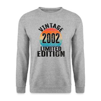 Année de naissance 2002 Vintage Limited Edition Retro - Sweat-shirt Unisexe - gris chiné - Devant - Alina (178cm) & Michal (187cm)