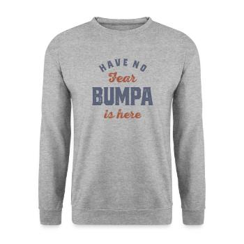 Keine Angst, Bumpa ist da - Großelterntag - Unisex Pullover - Weißgrau meliert - Vorne - Alina (178cm) & Michal (187cm)