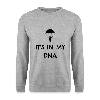 Fallschirmspringen: Es liegt in meiner DNA - Unisex Pullover - Weißgrau meliert - Vorne - Alina (178cm) & Michal (187cm)