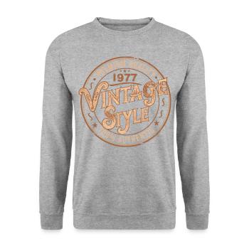 Vintage 1977 Retro 1977 Birthday Gift - Unisex Sweatshirt - salt & pepper - Front - Alina (178cm) & Michal (187cm)