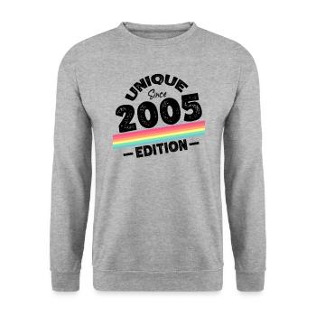 Unique depuis 2005 Edition Anniversaire Millésime 2005 - Sweat-shirt Unisexe - gris chiné - Devant - Alina (178cm) & Michal (187cm)