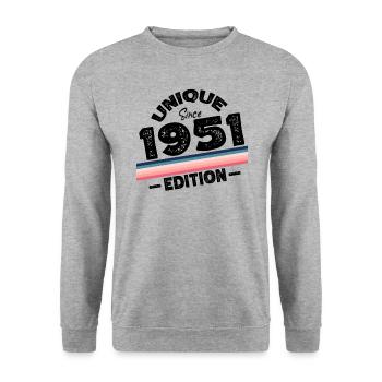 Unique Since 1951 Edition Birthday Vintage 1951 - Unisex Sweatshirt - salt & pepper - Front - Alina (178cm) & Michal (187cm)