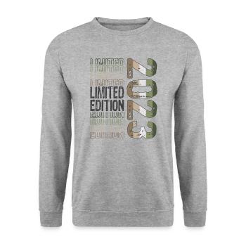 Edition limitée depuis 2023 Anniversaire Millésime 2023 - Sweat-shirt Unisexe - gris chiné - Devant - Alina (178cm) & Michal (187cm)