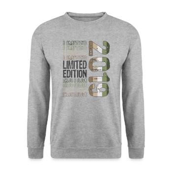 Limited Edition seit 2019 Geburtstag Vintage 2019 - Unisex Pullover - Weißgrau meliert - Vorne - Alina (178cm) & Michal (187cm)