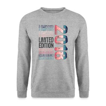 Limited Edition since 2018 Birthday Vintage 2018 - Unisex Sweatshirt - salt & pepper - Front - Alina (178cm) & Michal (187cm)