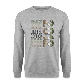 Limited Edition seit 2012 Geburtstag Vintage 2012 - Unisex Pullover - Weißgrau meliert - Vorne - Alina (178cm) & Michal (187cm)