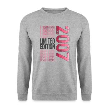 Limited Edition Since 2007 Birthday Vintage 2007 - Unisex Sweatshirt - salt & pepper - Front - Alina (178cm) & Michal (187cm)