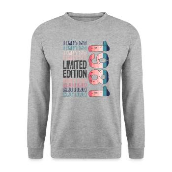 Edition limitée depuis 1981 Anniversaire Millésime 1981 - Sweat-shirt Unisexe - gris chiné - Devant - Alina (178cm) & Michal (187cm)