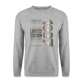Edition limitée depuis 1937 Anniversaire Millésime 1937 - Sweat-shirt Unisexe - gris chiné - Devant - Alina (178cm) & Michal (187cm)