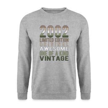 Limited Edition Since 2002 Birthday Vintage 2002 - Unisex Sweatshirt - salt & pepper - Front - Alina (178cm) & Michal (187cm)