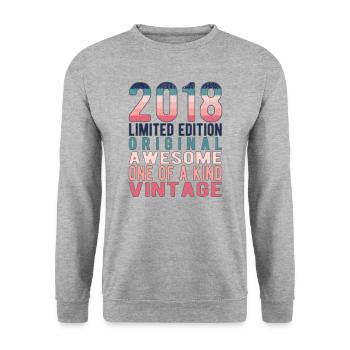 Limited Edition Since 2018 Birthday Vintage 2018 - Unisex Sweatshirt - salt & pepper - Front - Alina (178cm) & Michal (187cm)