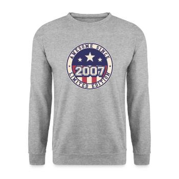 Awesome Since 2007 15th Birthday - Unisex Sweatshirt - salt & pepper - Front - Alina (178cm) & Michal (187cm)