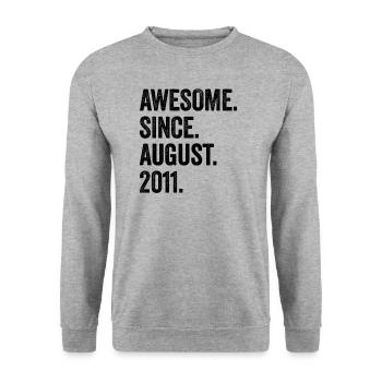 12. Geburtstag 12 Jahre Awesome Since August 2011 - Unisex Pullover - Weißgrau meliert - Vorne - Alina (178cm) & Michal (187cm)