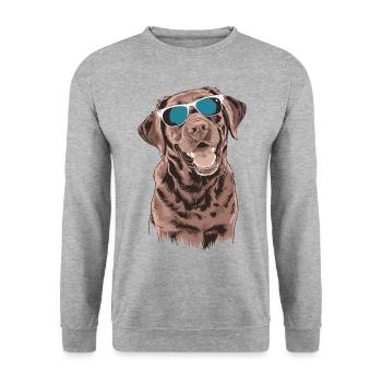 Brauner Labrador mit Sonnenbrille - Unisex Pullover - Weißgrau meliert - Vorne - Alina (178cm) & Michal (187cm)