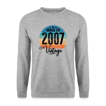 Vintage Made in 2007 Geburtsjahr 2007 Geburtstag - Unisex Pullover - Weißgrau meliert - Vorne - Alina (178cm) & Michal (187cm)