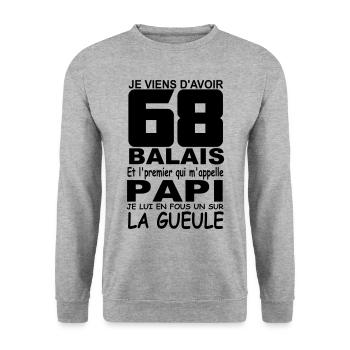 68 ans / anniversaire 68 ans / cadeau 68 ans - Sweat-shirt Unisexe - gris chiné - Devant - Alina (178cm) & Michal (187cm)